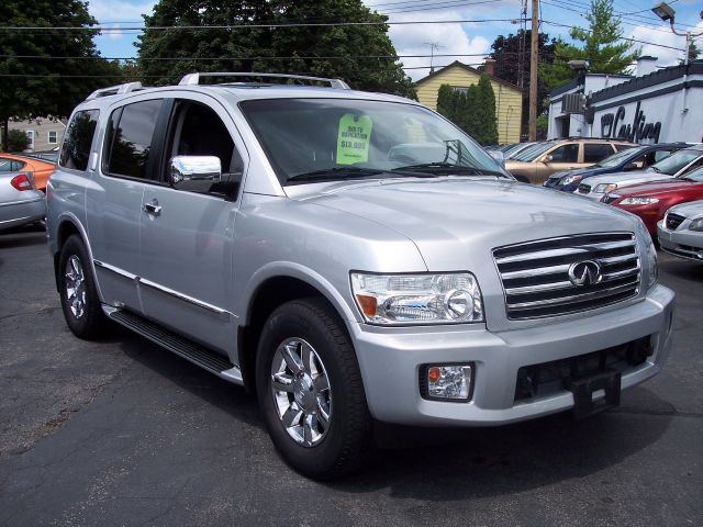 2004 Infiniti QX56 EX - DUAL Power Doors