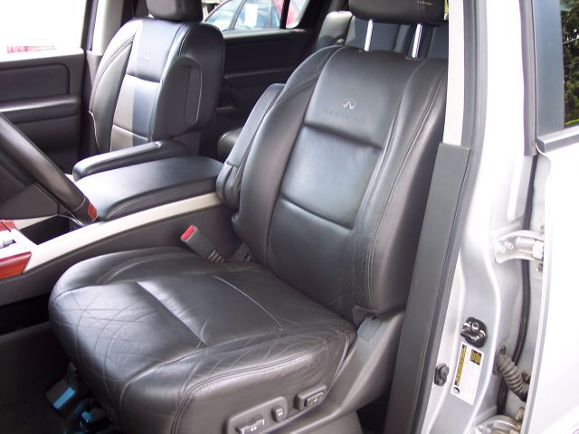 2004 Infiniti QX56 EX - DUAL Power Doors