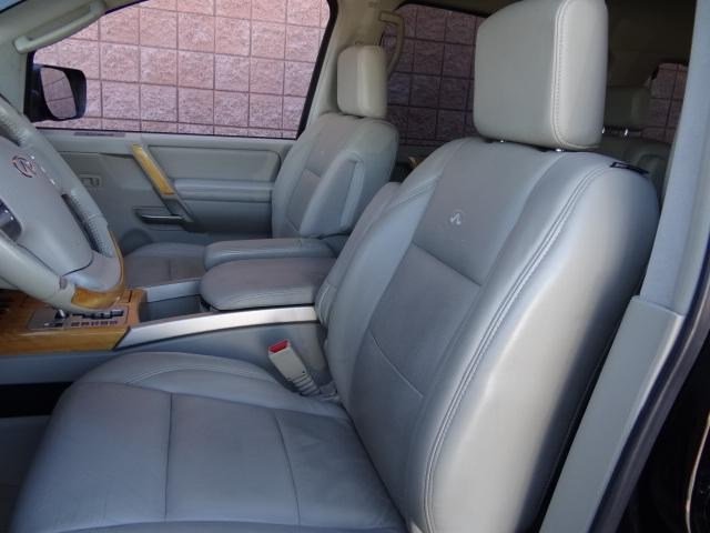 2004 Infiniti QX56 Base