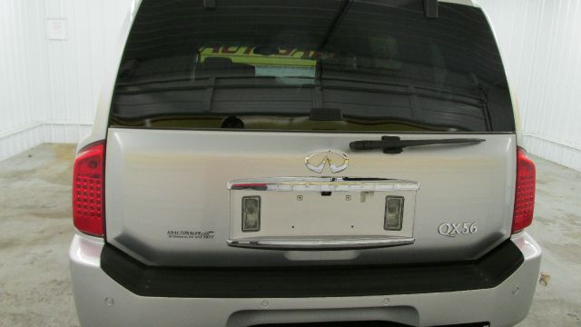 2004 Infiniti QX56 EX - DUAL Power Doors