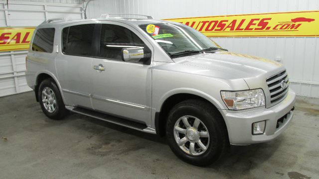 2004 Infiniti QX56 EX - DUAL Power Doors