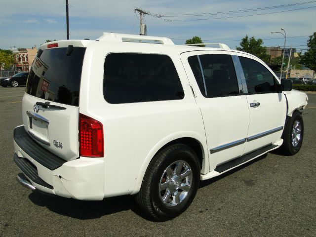 2004 Infiniti QX56 EX - DUAL Power Doors