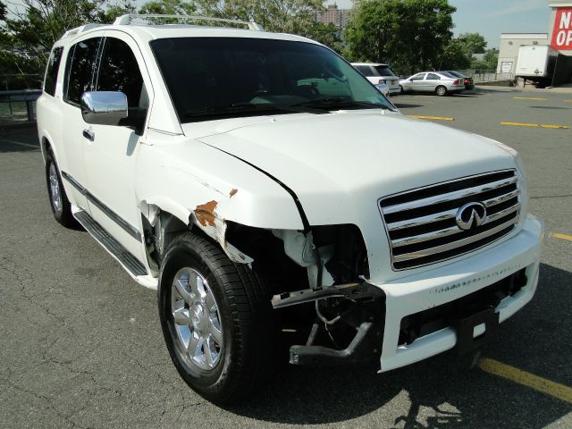 2004 Infiniti QX56 EX - DUAL Power Doors