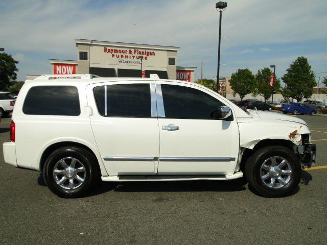 2004 Infiniti QX56 EX - DUAL Power Doors