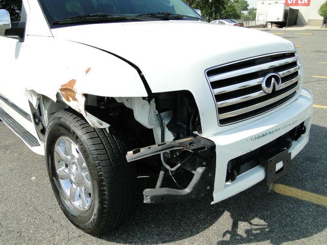 2004 Infiniti QX56 EX - DUAL Power Doors