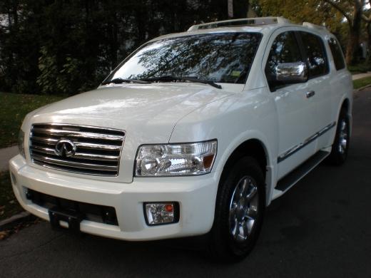 2005 Infiniti QX56 SE One Owner4x4