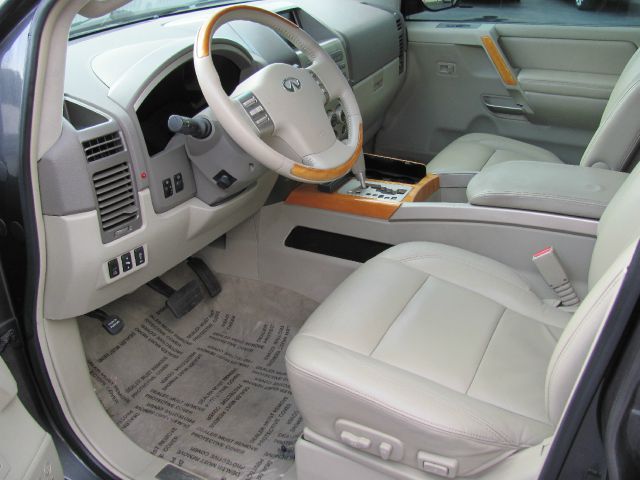 2005 Infiniti QX56 EX - DUAL Power Doors