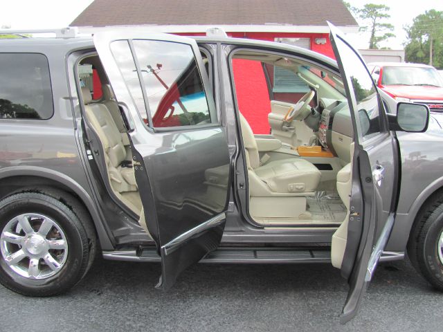 2005 Infiniti QX56 EX - DUAL Power Doors