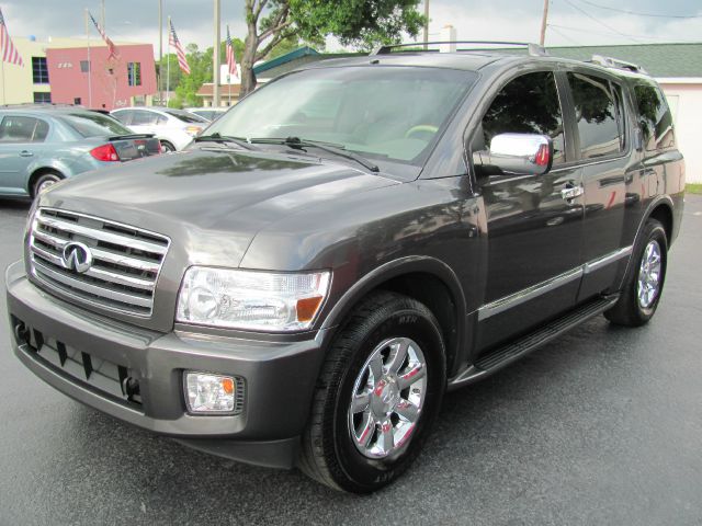 2005 Infiniti QX56 EX - DUAL Power Doors