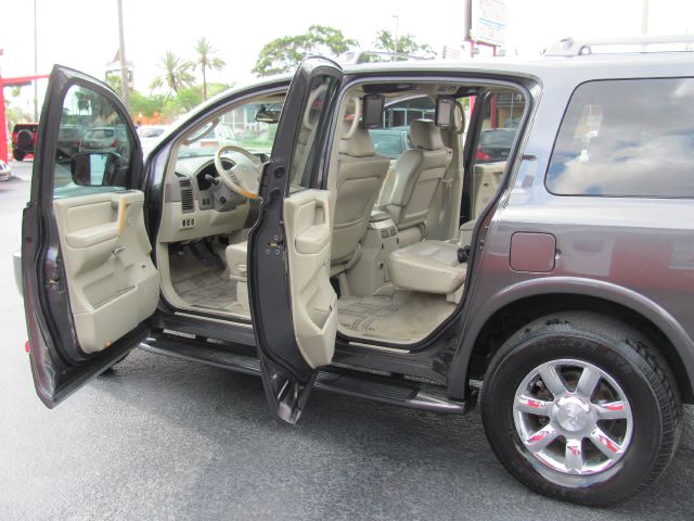 2005 Infiniti QX56 EX - DUAL Power Doors