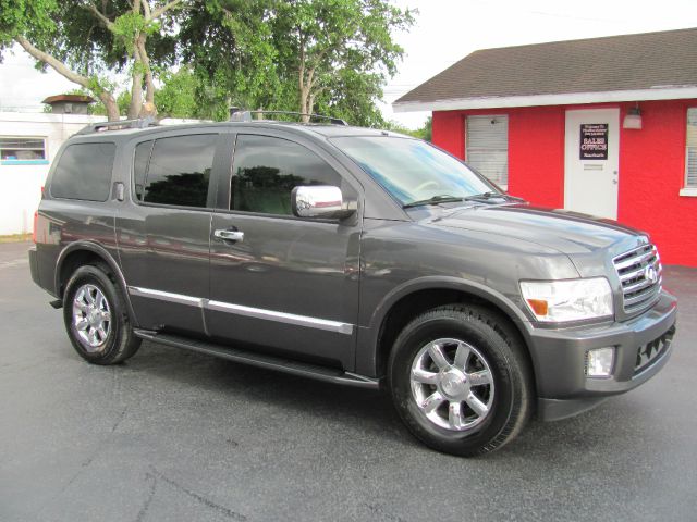 2005 Infiniti QX56 EX - DUAL Power Doors