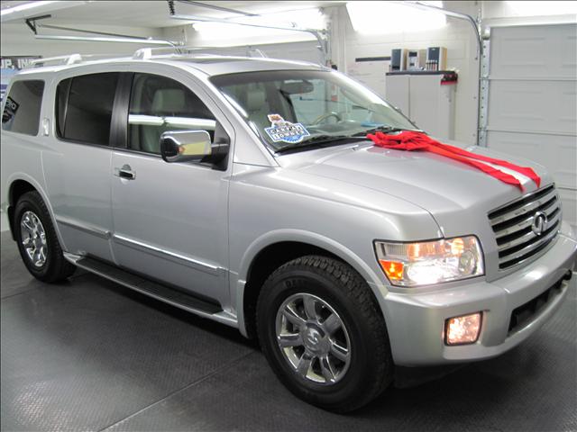 2006 Infiniti QX56 4dr Auto FWD