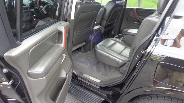 2006 Infiniti QX56 EX - DUAL Power Doors