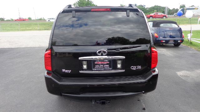 2006 Infiniti QX56 EX - DUAL Power Doors