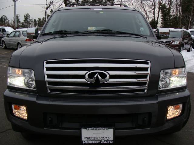 2007 Infiniti QX56 LT 4 Dr