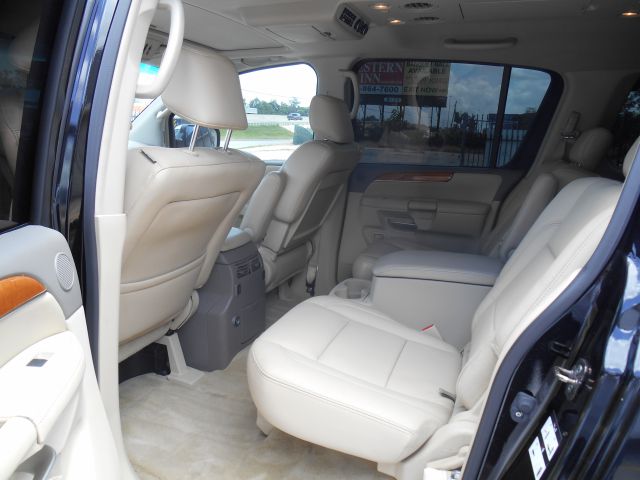 2010 Infiniti QX56 750li Xdrive 1-ownerawdnavigation Sedan