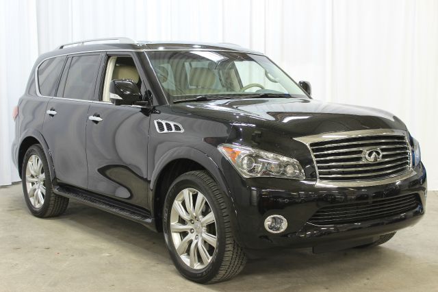 2011 Infiniti QX56 Limited 4WD One Owner Leather