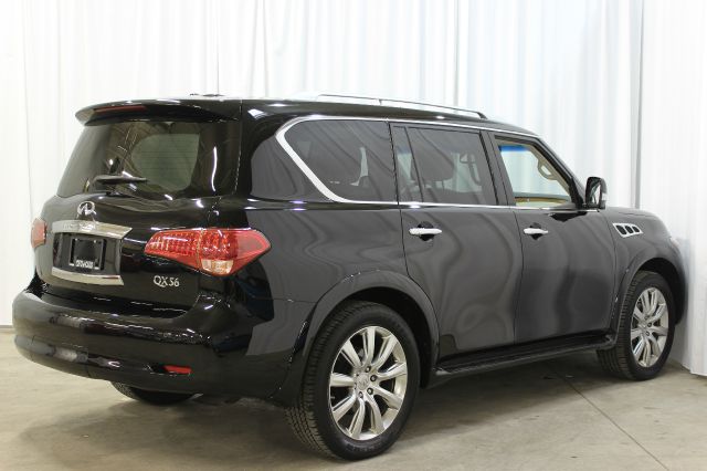 2011 Infiniti QX56 Limited 4WD One Owner Leather