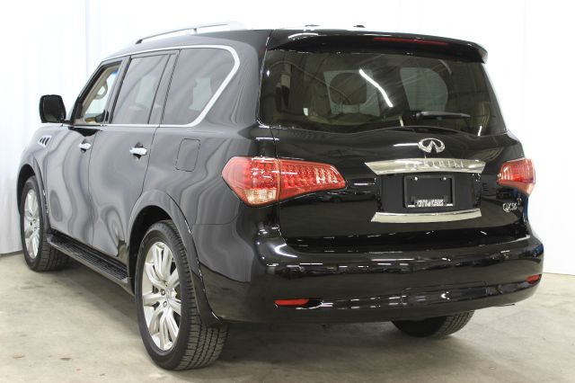 2011 Infiniti QX56 Limited 4WD One Owner Leather