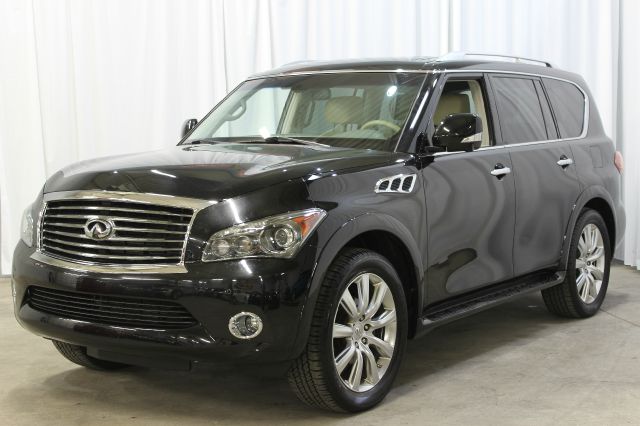 2011 Infiniti QX56 Limited 4WD One Owner Leather