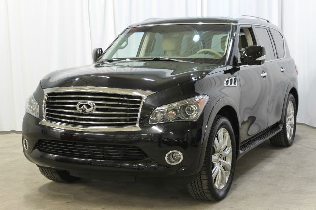 2011 Infiniti QX56 Limited 4WD One Owner Leather