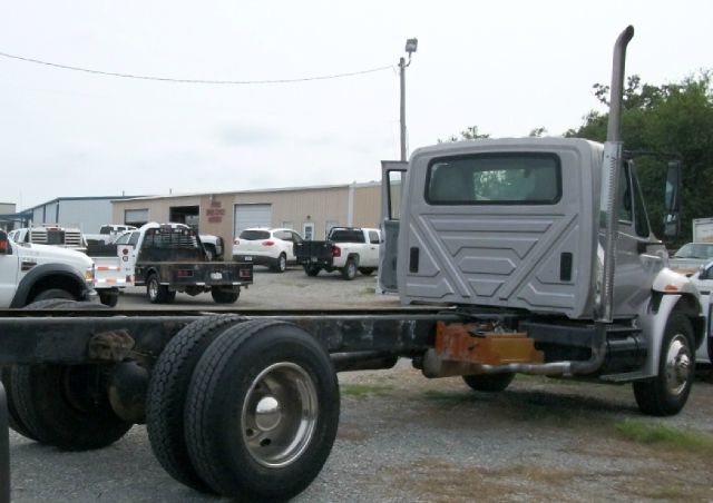 2014 International 4300 DT466 Unknown