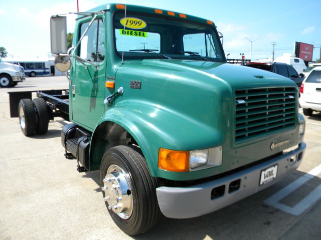 1999 International 4700 Unknown