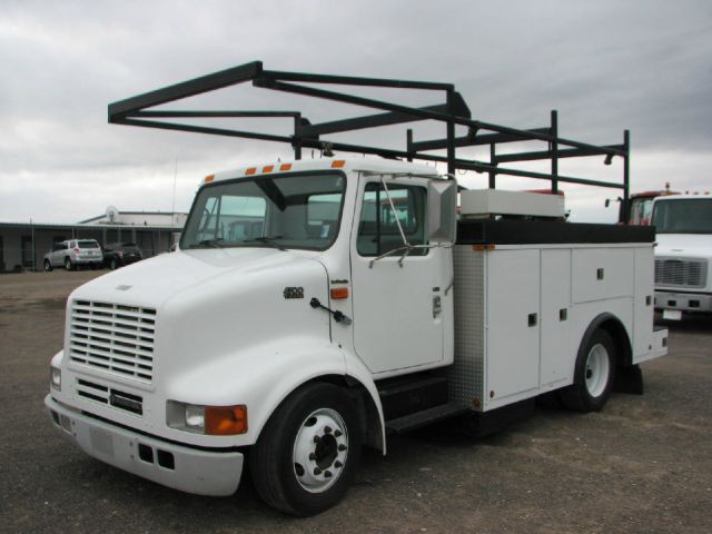 2000 International 4700 3.2 Quattro Navigation