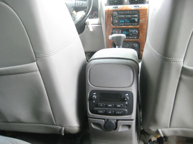 2006 Isuzu Ascender Maxx SS Sedan