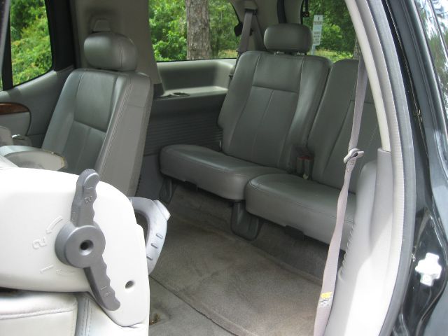 2006 Isuzu Ascender Maxx SS Sedan