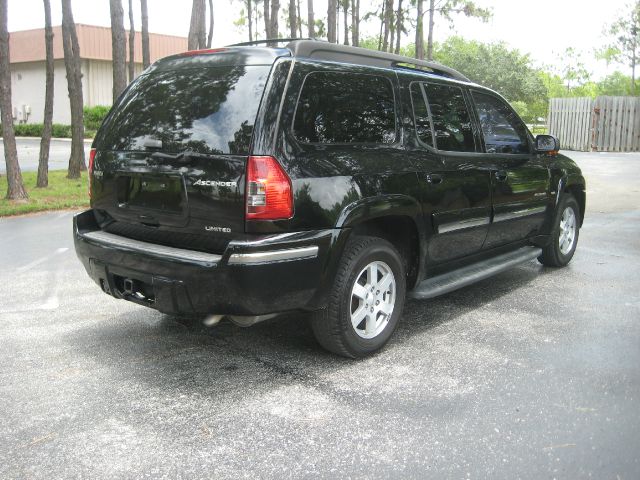 2006 Isuzu Ascender Maxx SS Sedan