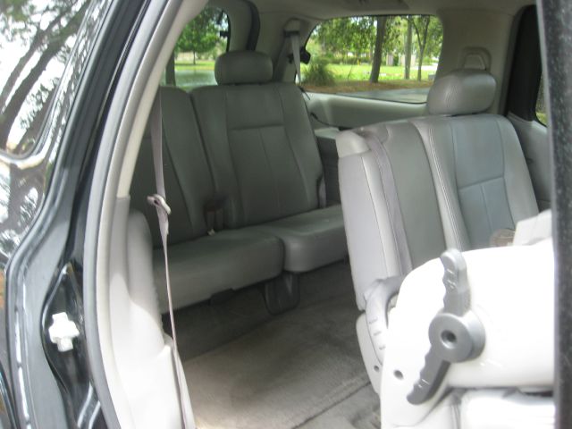 2006 Isuzu Ascender Maxx SS Sedan