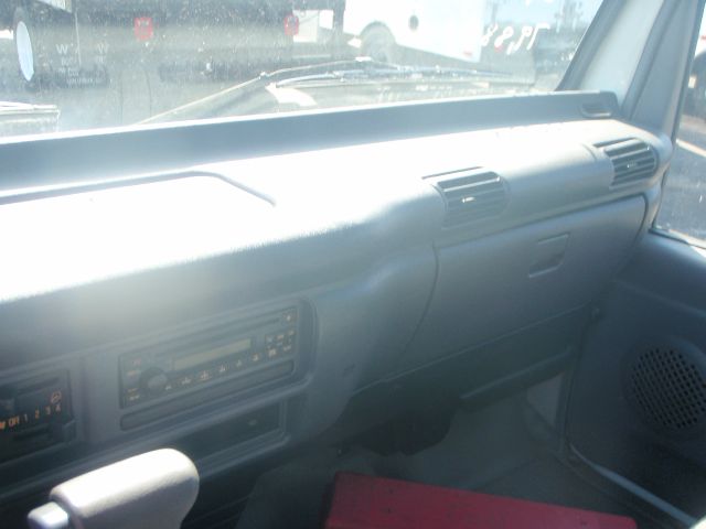 2007 Isuzu NPR Unknown