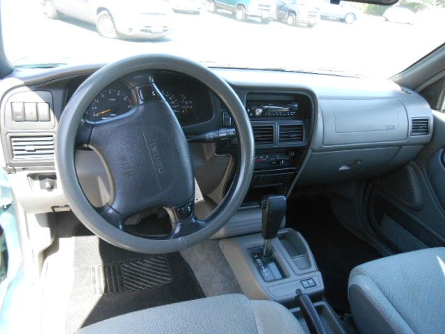 1995 Isuzu Rodeo 25