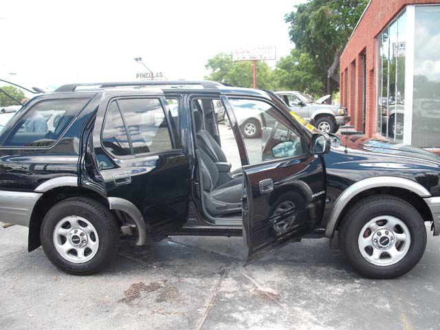 2002 Isuzu Rodeo Touring / AWD