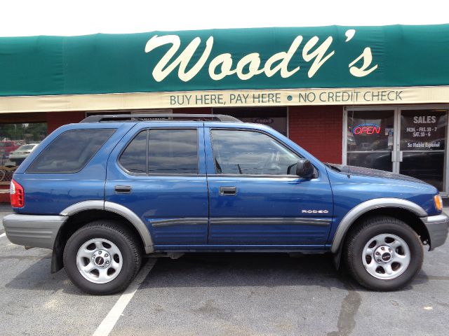 2002 Isuzu Rodeo Touring / AWD