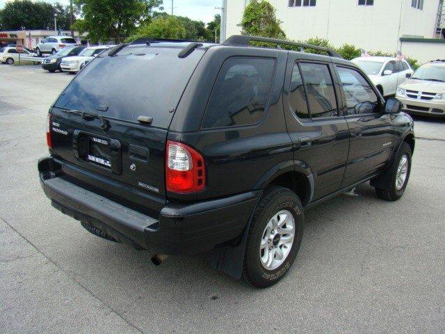 2004 Isuzu Rodeo XR