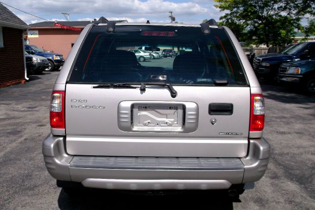 2004 Isuzu Rodeo I Sports Sedan Sport