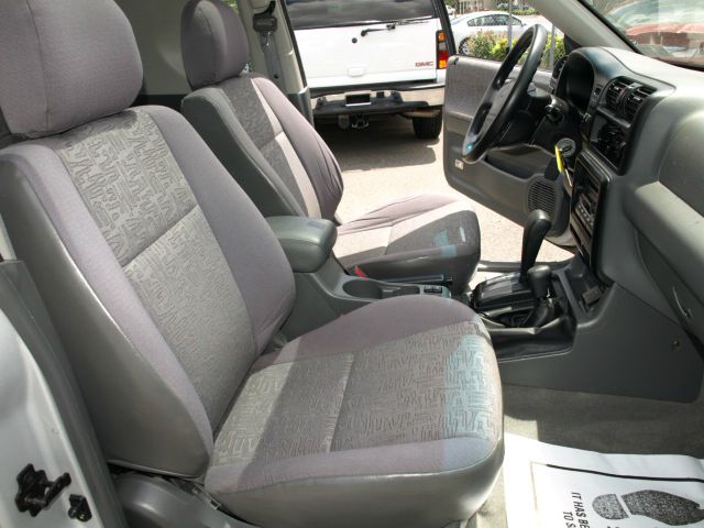 2002 Isuzu Rodeo Sport 4DR SDN 3.7L FWD