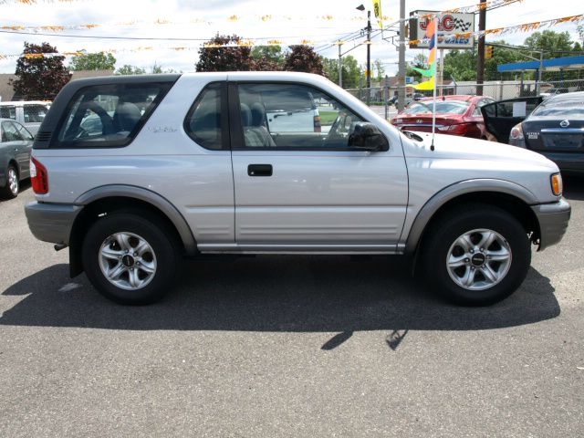 2002 Isuzu Rodeo Sport 4DR SDN 3.7L FWD