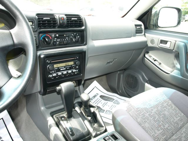 2002 Isuzu Rodeo Sport 4DR SDN 3.7L FWD