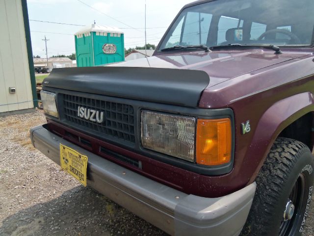 1991 Isuzu Trooper CX Plus