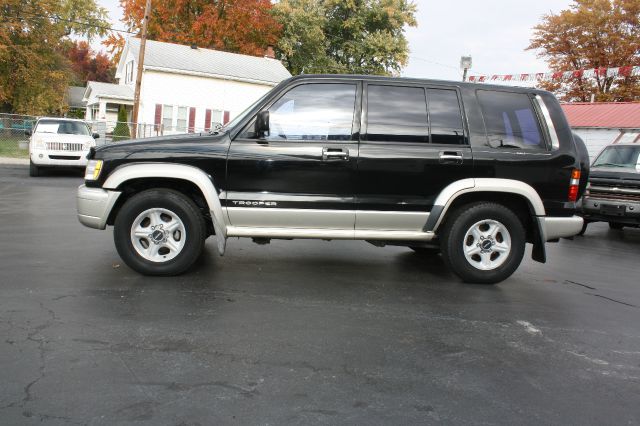 1999 Isuzu Trooper EX AWD