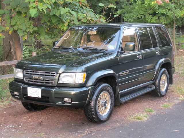 2000 Isuzu Trooper Super