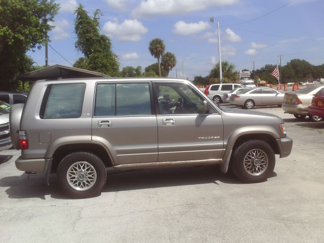 2002 Isuzu Trooper 3.0cl W/leath