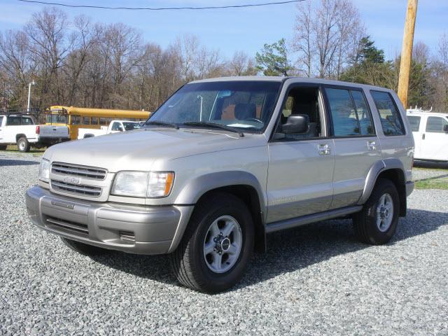 2002 Isuzu Trooper Touring W/nav.sys