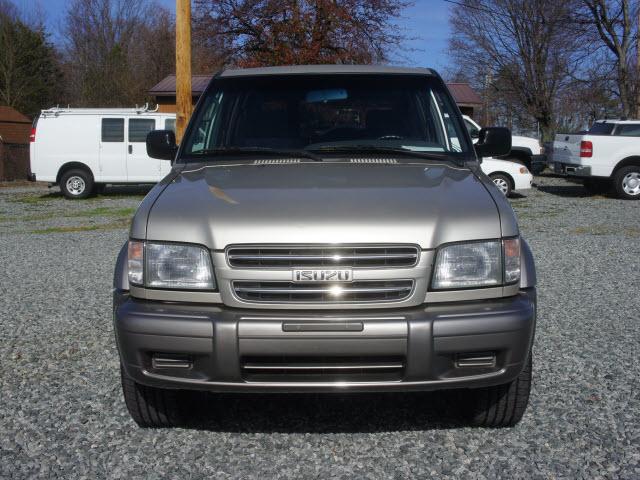 2002 Isuzu Trooper Touring W/nav.sys