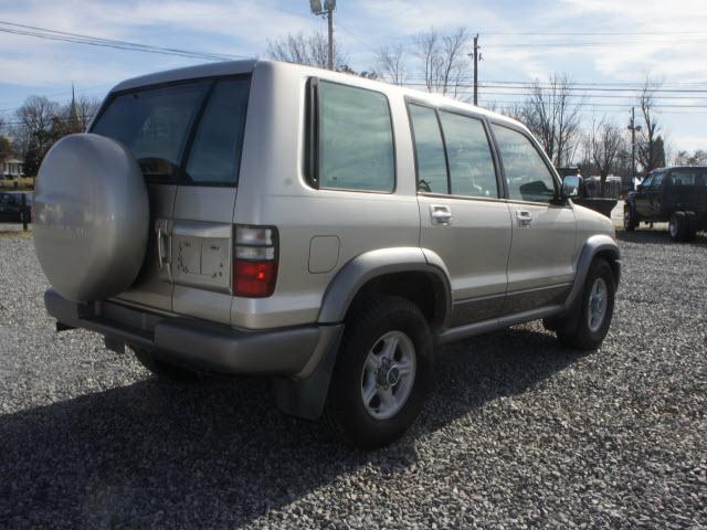 2002 Isuzu Trooper Touring W/nav.sys