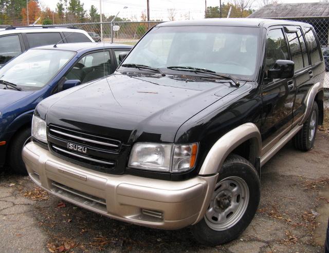 2002 Isuzu Trooper E32