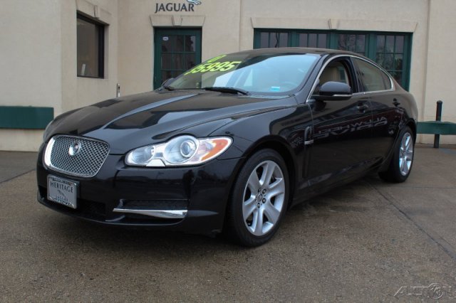 2010 JAGUAR XF Coupe